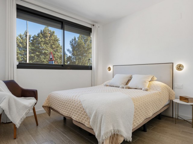 Apartamento con 3 Dormitorios  en La Cala de Mijas