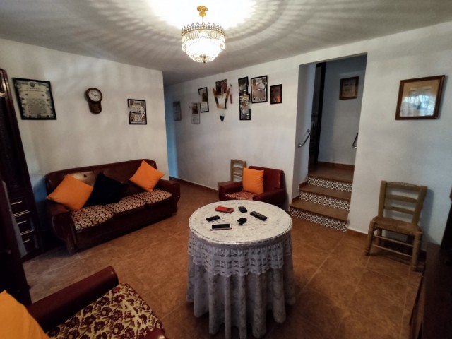 Villa avec 4 Chambres  à Alcaucín