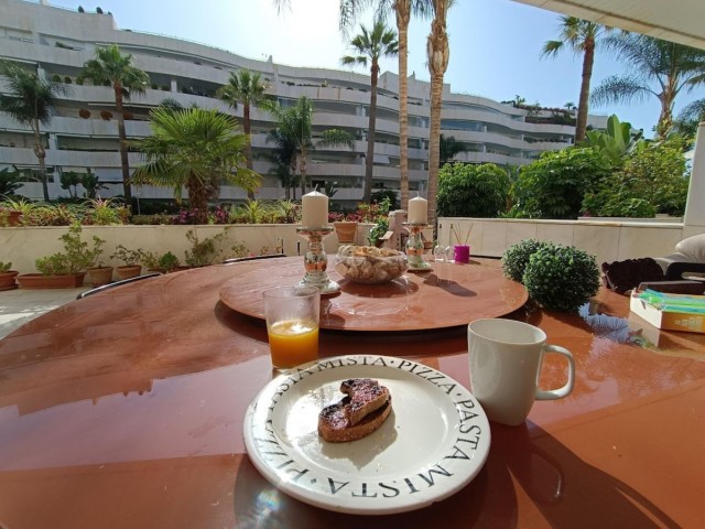 Appartement avec 2 Chambres  à Puerto Banús