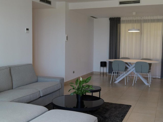 Huoneisto, Altos de los Monteros, R4922731