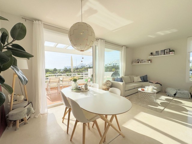 Apartamento con 2 Dormitorios  en Casares Playa