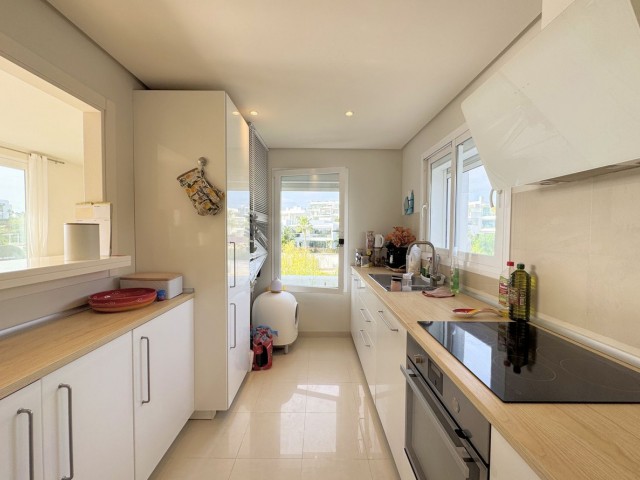Apartamento con 2 Dormitorios  en Casares Playa