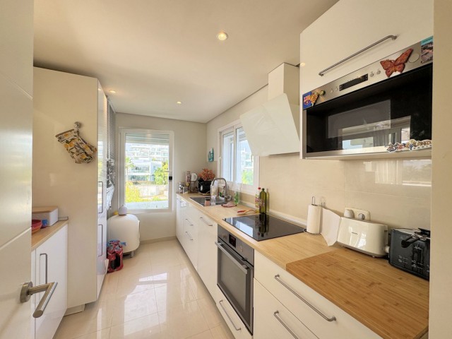 Apartamento con 2 Dormitorios  en Casares Playa