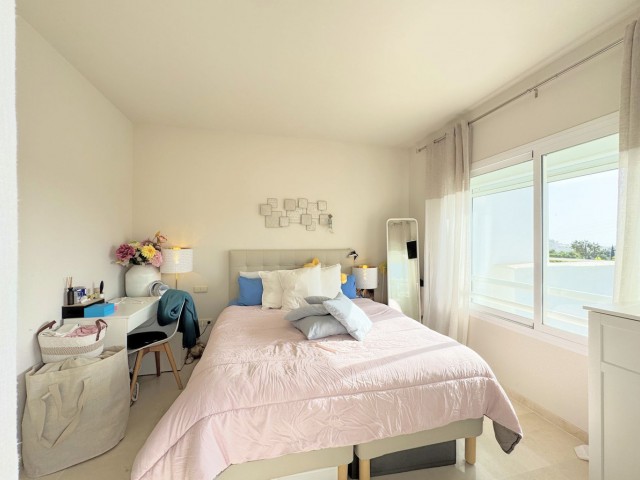 Apartamento con 2 Dormitorios  en Casares Playa