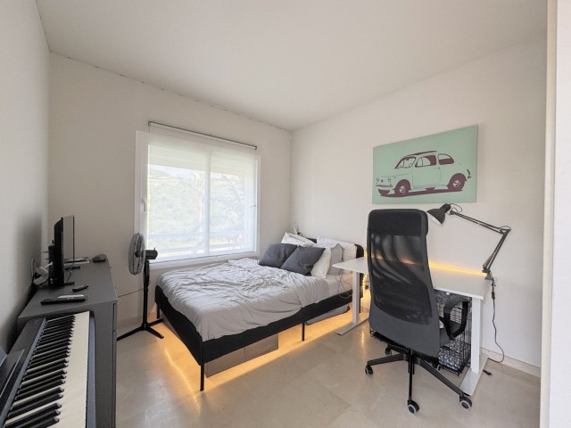 Apartamento con 2 Dormitorios  en Casares Playa