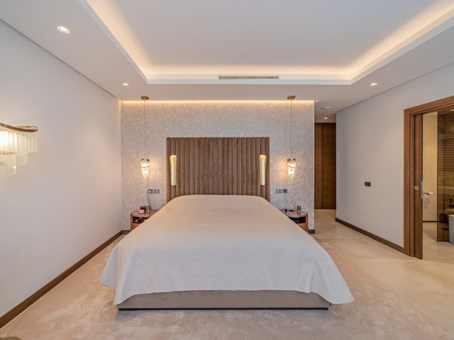 5 Bedrooms Villa in Los Arqueros