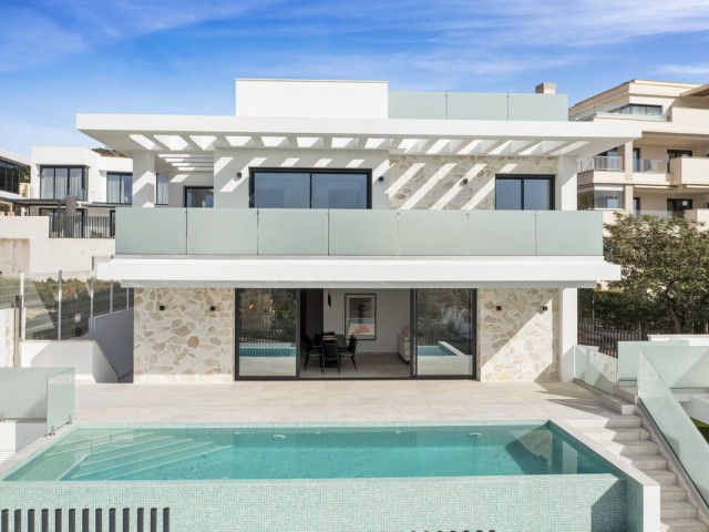 6 Bedrooms Villa in La Cala de Mijas