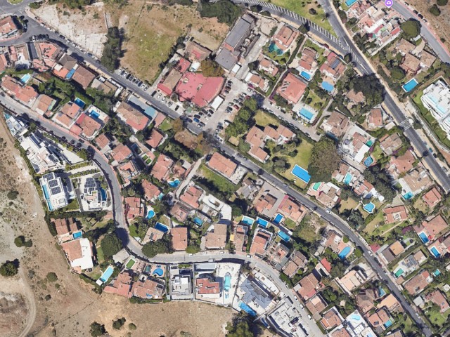  Perceel in Nueva Andalucía