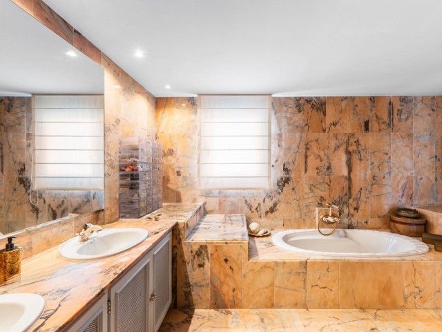 2 Sovrums Villa i La Quinta