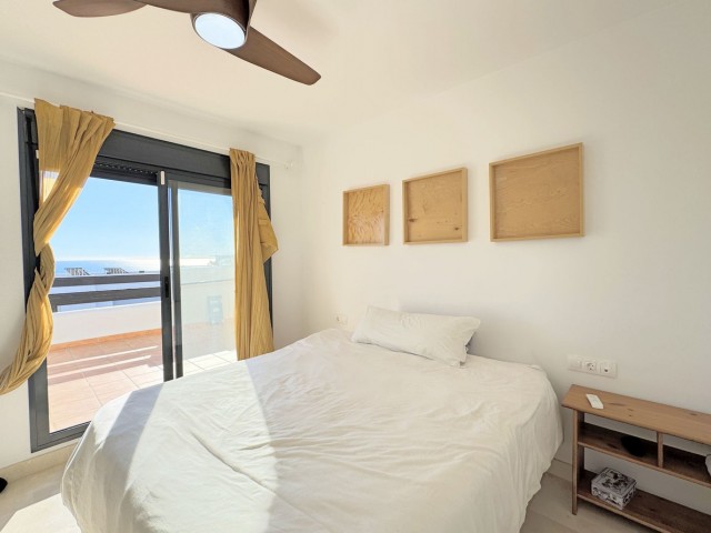 Penthouse in Casares Playa