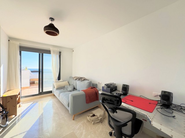 Penthouse in Casares Playa