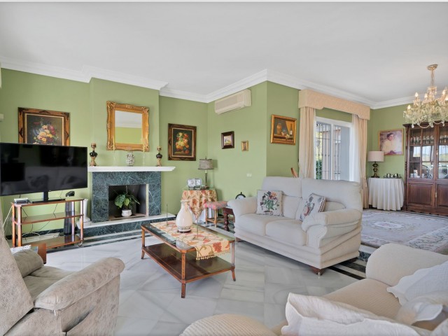 6 Schlafzimmer Villa in San Pedro de Alcántara