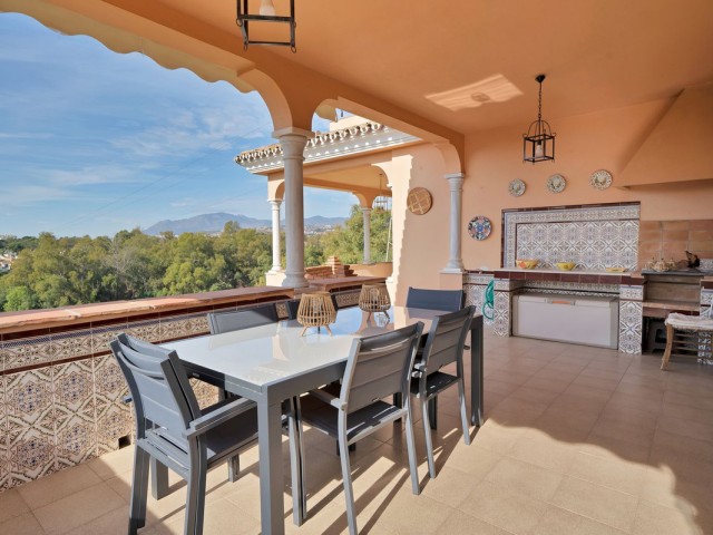 6 Bedrooms Villa in San Pedro de Alcántara