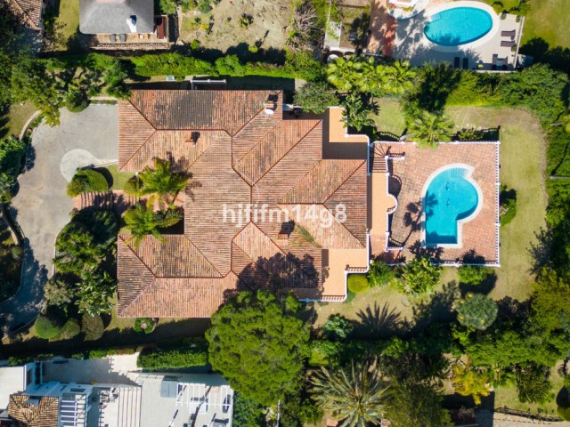 5 Sovrums Villa i Las Brisas