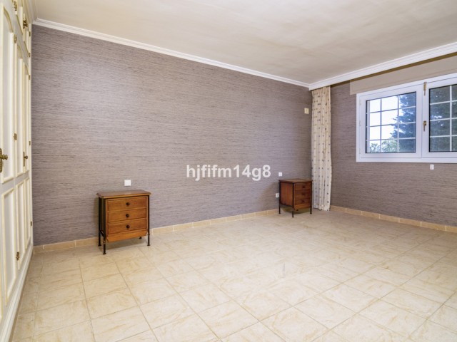 5 Sovrums Villa i Las Brisas
