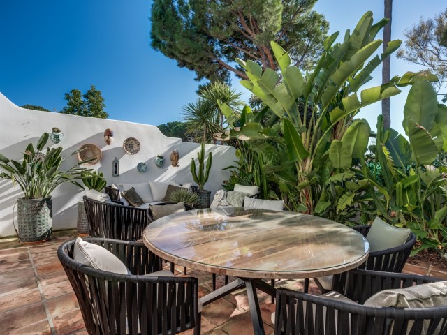3 Slaapkamer Rijtjeshuis in Nueva Andalucía
