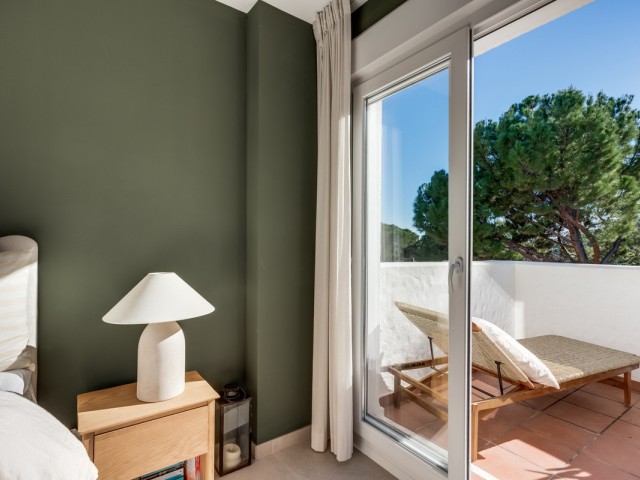 3 Slaapkamer Rijtjeshuis in Nueva Andalucía