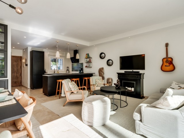 3 Slaapkamer Rijtjeshuis in Nueva Andalucía