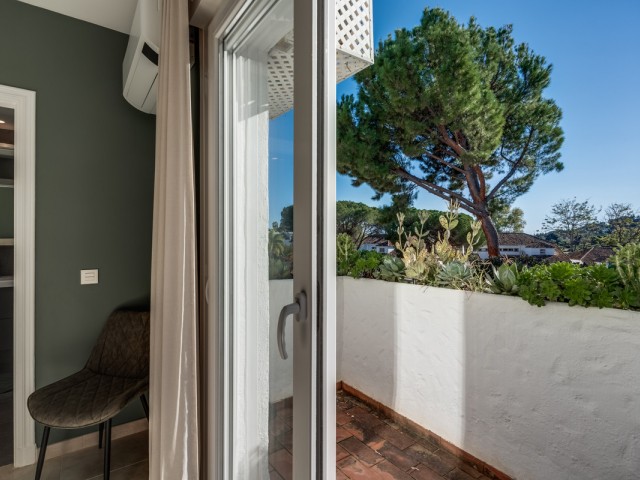 3 Slaapkamer Rijtjeshuis in Nueva Andalucía