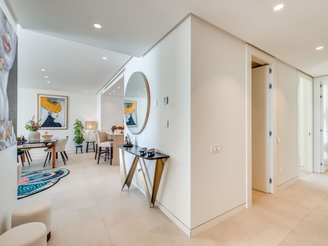 Apartamento con 3 Dormitorios  en Ojén