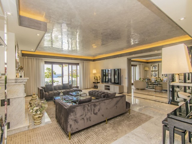 4 Bedrooms Apartment in Sierra Blanca