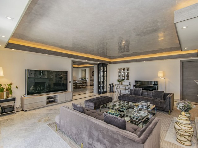 4 Bedrooms Apartment in Sierra Blanca