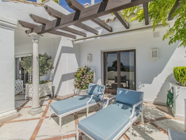 4 Bedrooms Apartment in Sierra Blanca