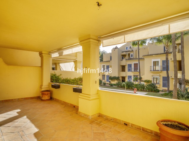 Apartamento con 3 Dormitorios  en The Golden Mile