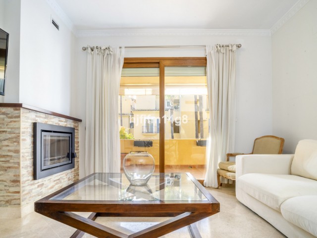 Apartamento con 3 Dormitorios  en The Golden Mile