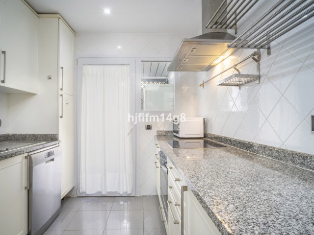 Apartamento con 3 Dormitorios  en The Golden Mile