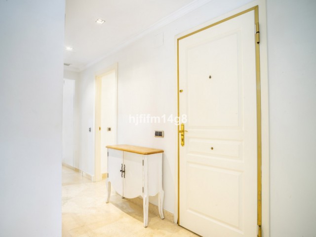 Apartamento con 3 Dormitorios  en The Golden Mile