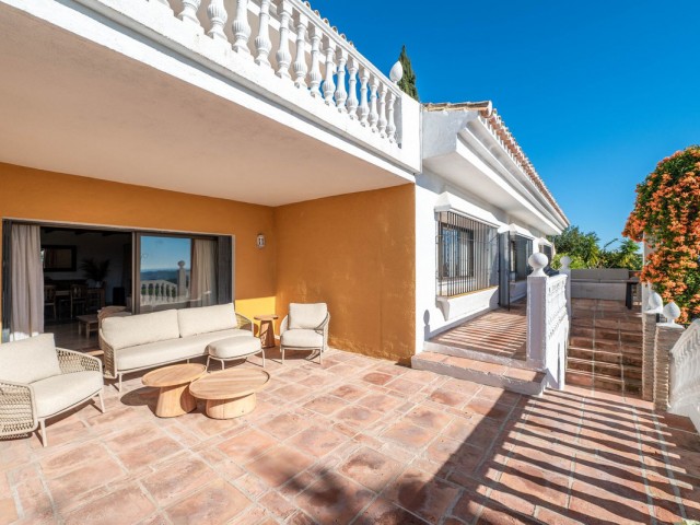 4 Schlafzimmer Villa in Valtocado