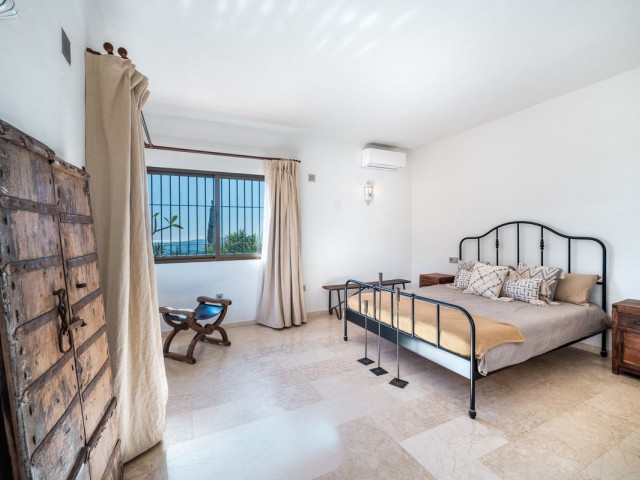 4 Schlafzimmer Villa in Valtocado