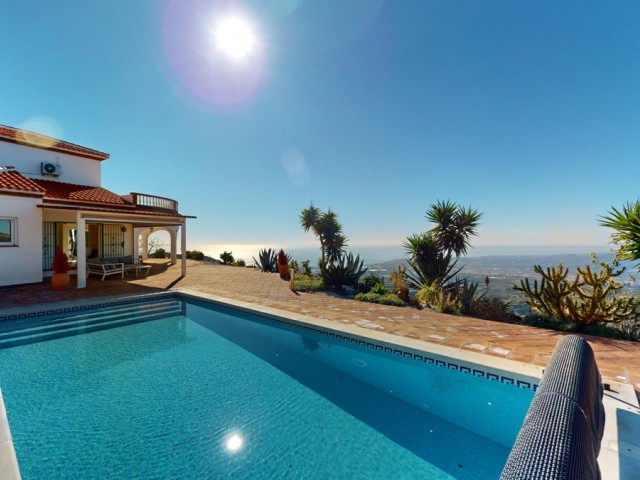 3 Bedrooms Villa in Arenas