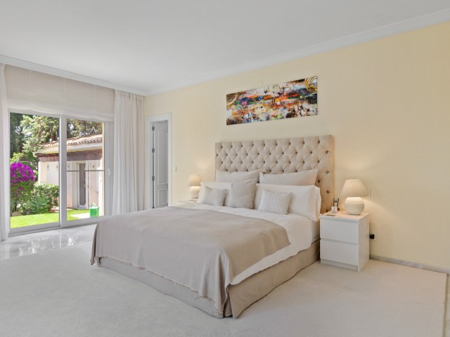 6 Slaapkamer Villa in Nueva Andalucía