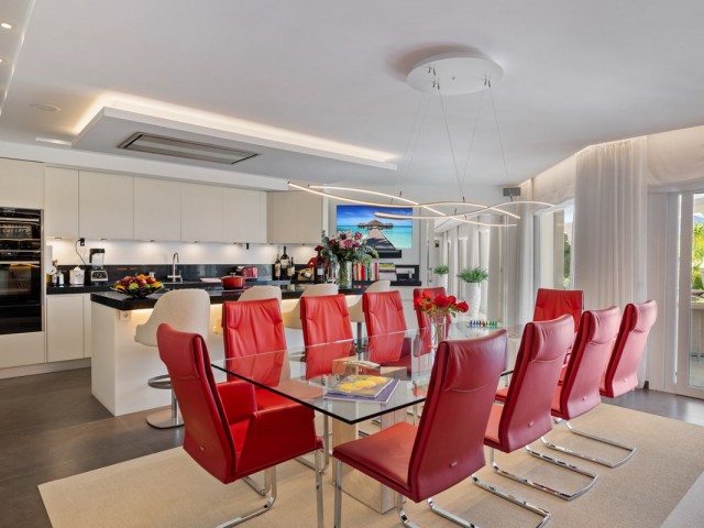 6 Slaapkamer Villa in Nueva Andalucía