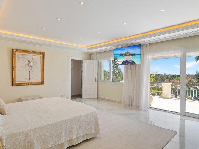 6 Slaapkamer Villa in Nueva Andalucía