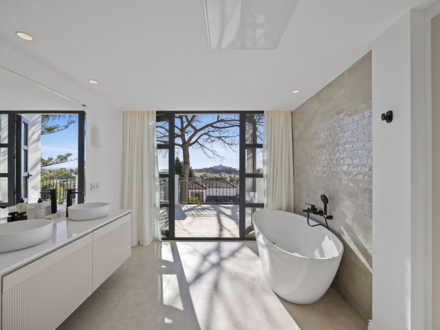 5 Schlafzimmer Villa in El Paraiso