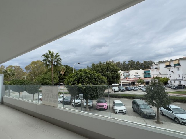 3 Soveroms Leilighet i Nueva Andalucía