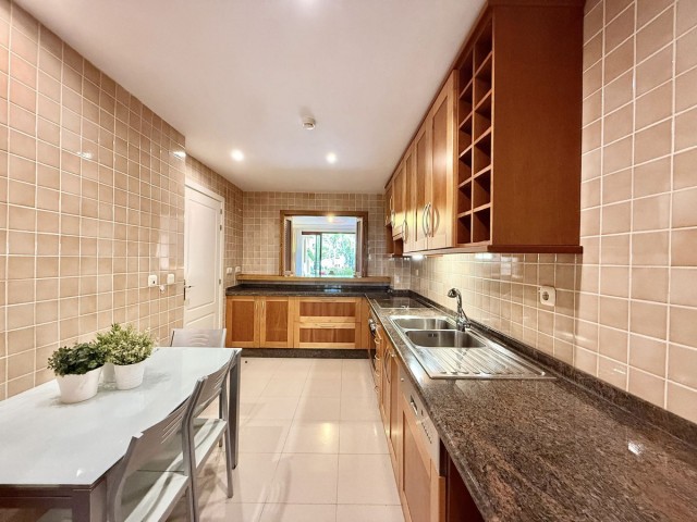 3 Bedrooms Apartment in San Pedro de Alcántara