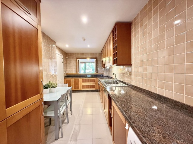 3 Bedrooms Apartment in San Pedro de Alcántara