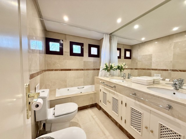 3 Bedrooms Apartment in San Pedro de Alcántara