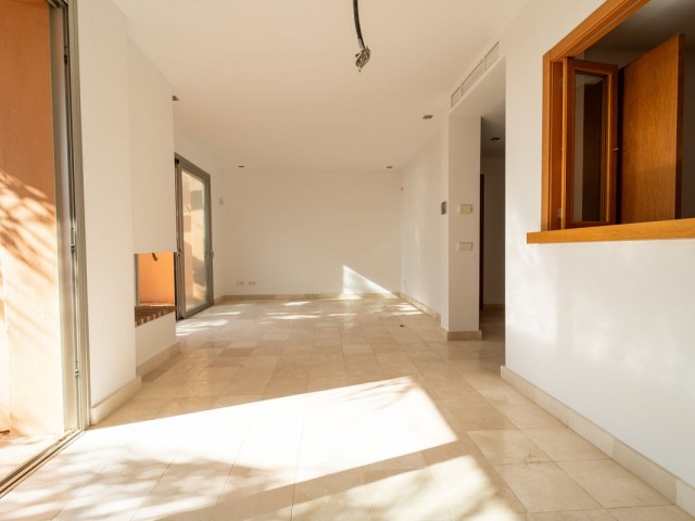 5 Bedrooms Townhouse in Riviera del Sol