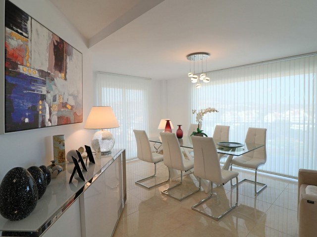 5 Slaapkamer Appartement in Riviera del Sol