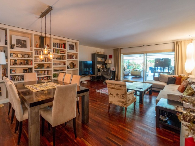 Apartamento con 3 Dormitorios  en The Golden Mile