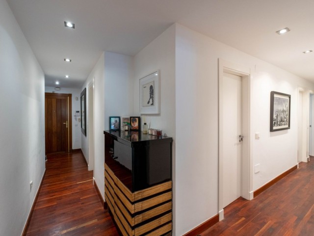 Apartamento con 3 Dormitorios  en The Golden Mile
