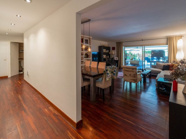 Apartamento con 3 Dormitorios  en The Golden Mile