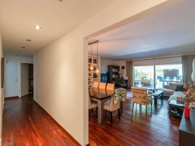 Apartamento con 3 Dormitorios  en The Golden Mile