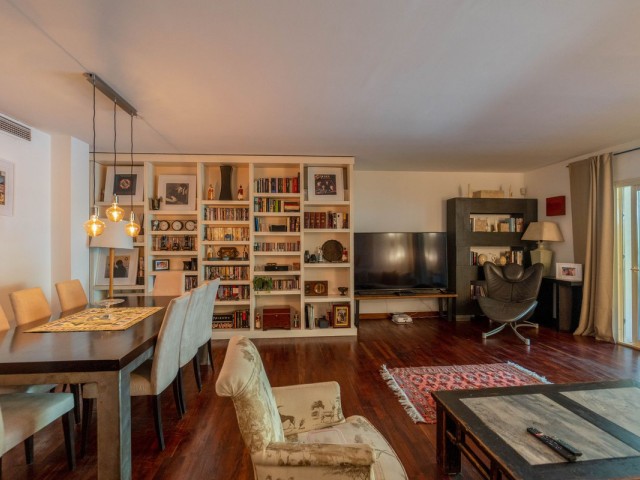 Apartamento con 3 Dormitorios  en The Golden Mile