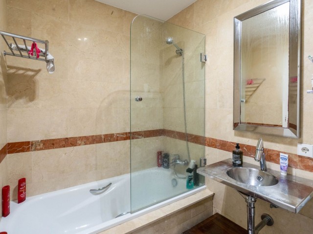 Apartamento con 3 Dormitorios  en The Golden Mile